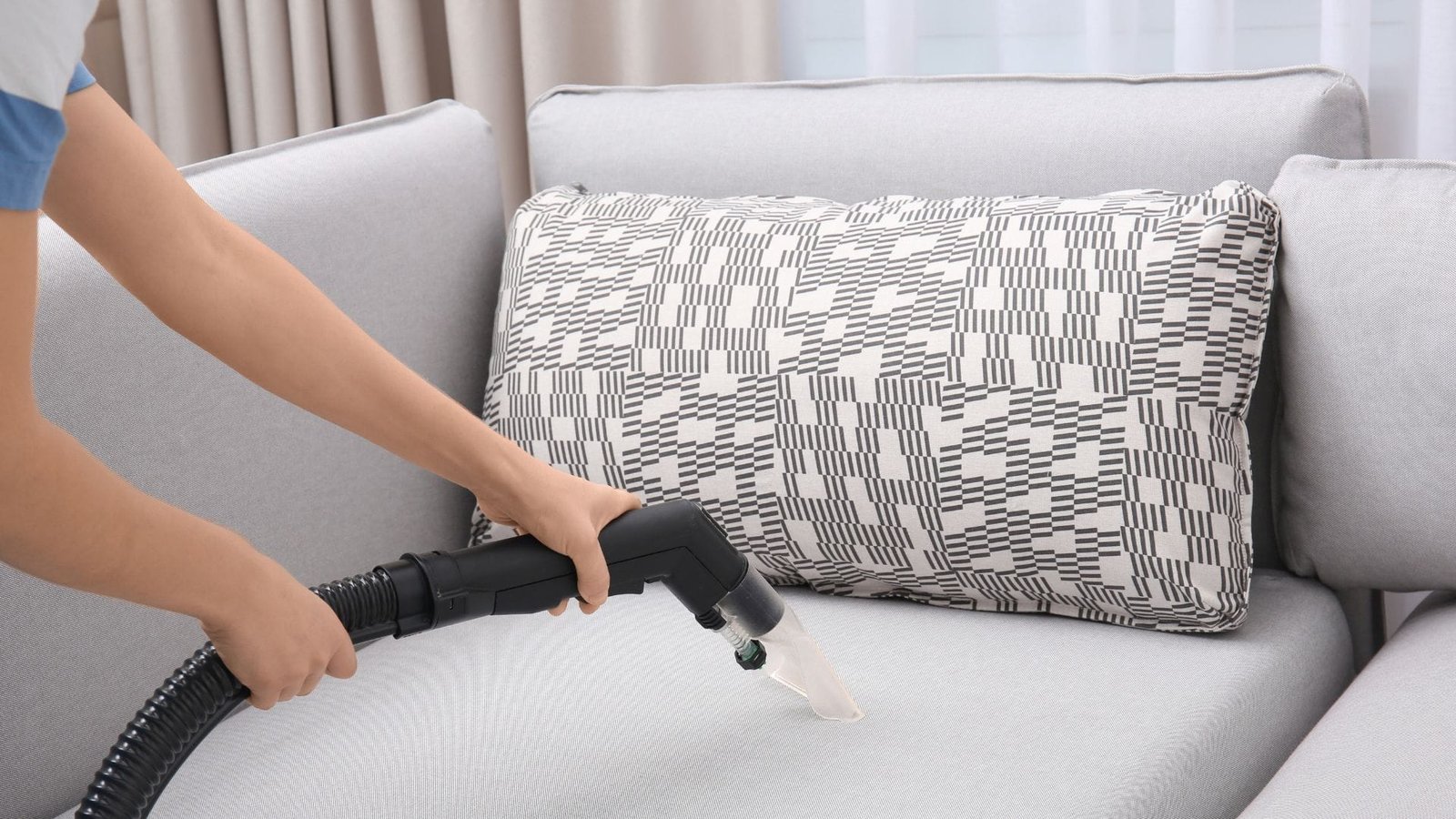 Best Method for Upholstery Cleaning in London Best Method for Upholstery Cleaning in London